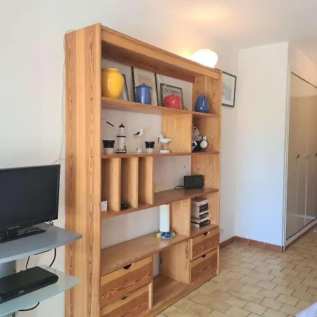Avec Terrasse, 4 Couchages, Parking Prive - Cap D'agde - Fr-1-249-376 * Агд
