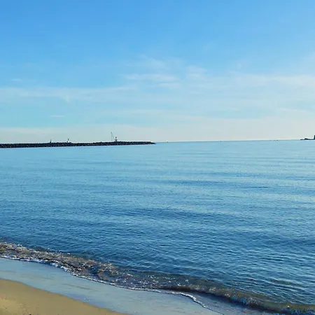Апартаменты Avec Terrasse, 4 Couchages, Parking Prive - Cap D'agde - Fr-1-249-376 *